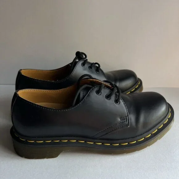 Dr. Martens Docs Womens Sz US 7 Black Smooth Leather Oxfords Shoes - Picture 4 of 16